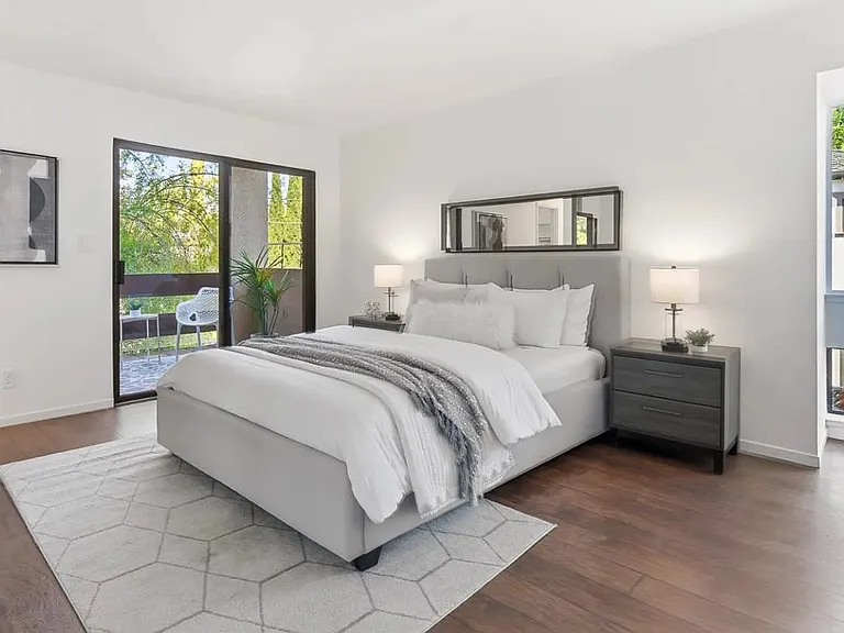 58 E Poplar Ave #4 — Photo 17