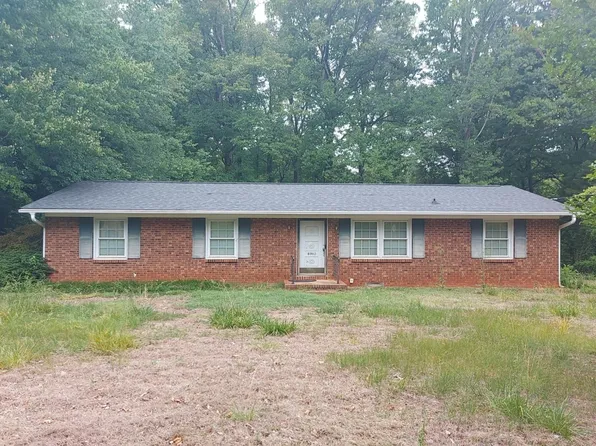 8910 Royclift Rd, Colfax, NC 27235