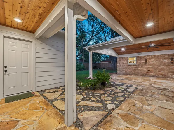5638 Sanford Rd, Houston, TX 77096