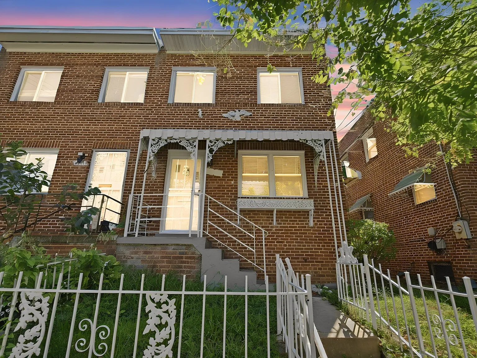 3 bed, $2,700 — Photo 1