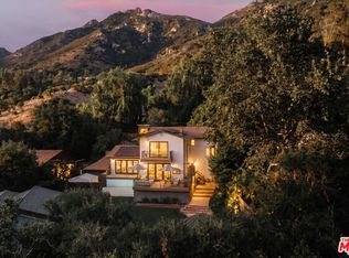 685 Wonder View Dr, Calabasas, CA 91302