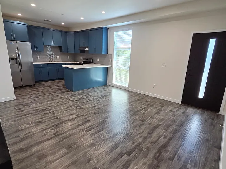 668 S Keenan Ave #C — Photo 13