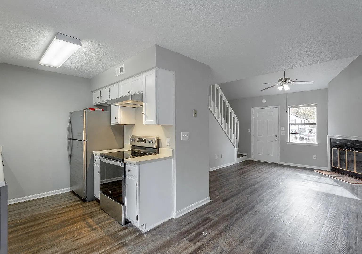 Amberwood Chalet: Modern Comfort in Chattanooga — Photo 3