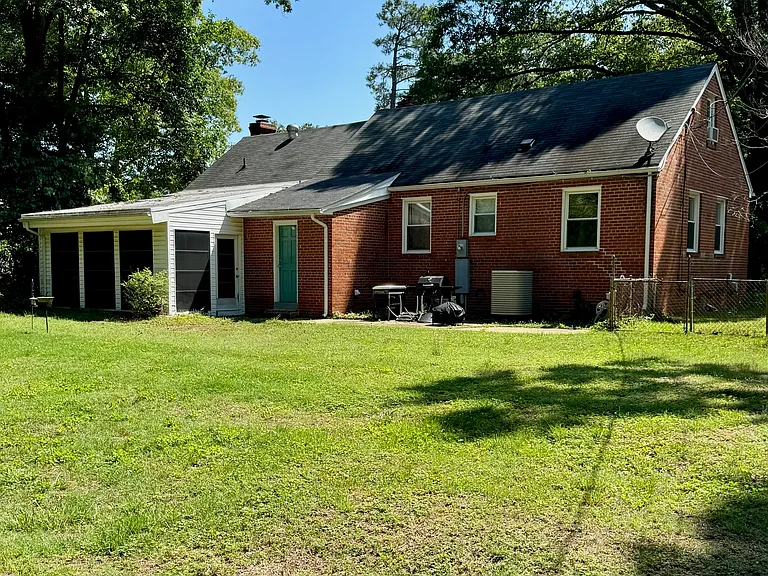 7930 Strath Rd — Photo 3