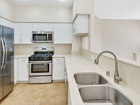 3rd image of 11968 Tivoli Park Row Unit 1