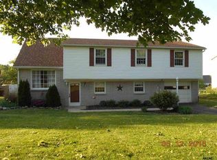 4217 Livingstone Dr, York, PA 17402