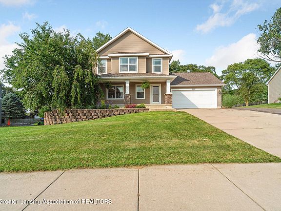 2nd image of 3257 E Crandell Dr
