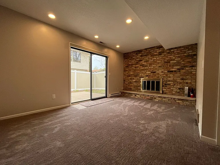 2257 Oregon Ct — Photo 12