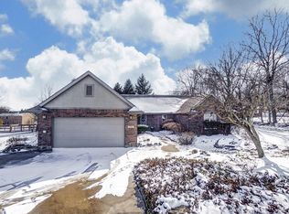 2741 Pennyroyal Rd, Miamisburg, OH 45342