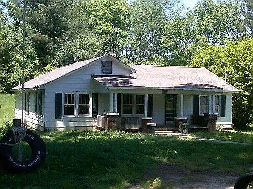 3370 Buchanan Rd SE Photo 1