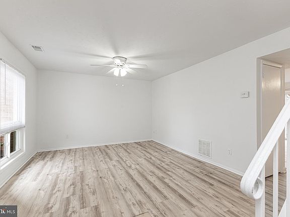 2nd image of 1183 Autumnhaze Ct