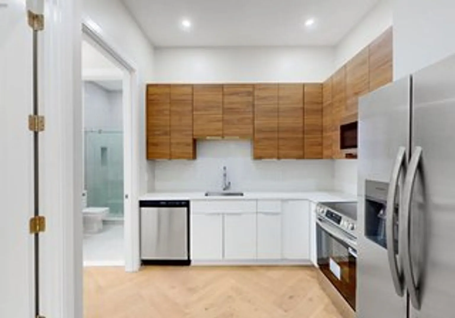 Luxury in the Heart of Chestnut Hill - Available Now! — Photo 3