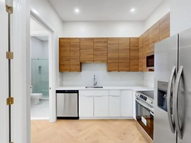 1 Jackson St #201 — Photo 3