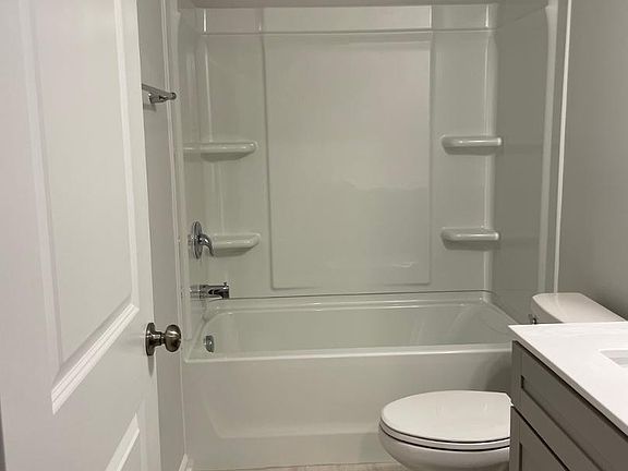 3rd image of 1300 Rosepine Dr