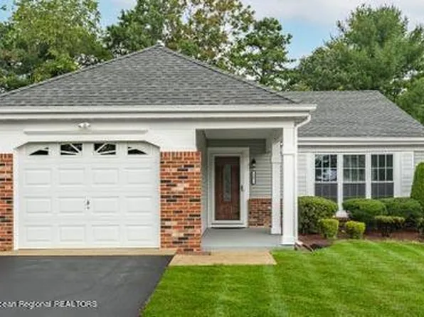 26 Twyford Lane, Manchester, NJ 08759
