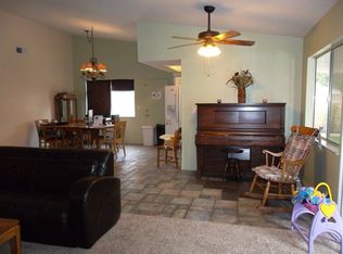 1097 Waltham Rd, Simi Valley, CA 93065