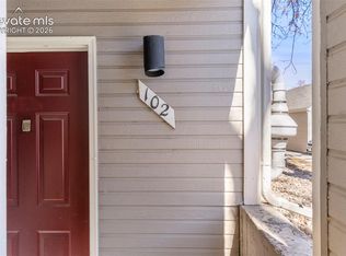5702 W Asbury Pl APT 102, Lakewood, CO 80227