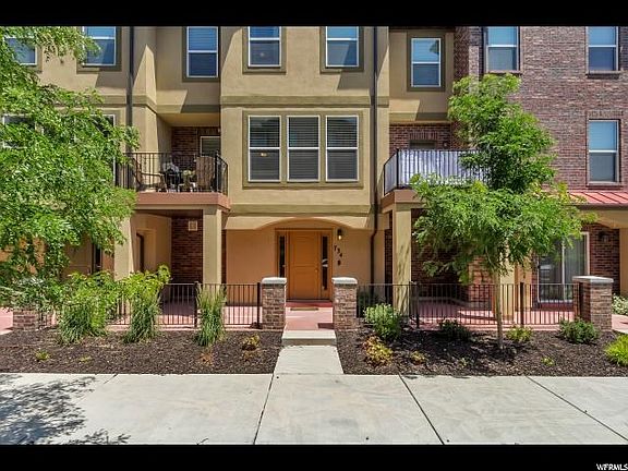 3rd image of 734 W Kirkbride Ave