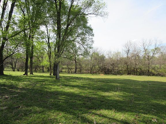 2nd image of 10141 W Farm Road 76