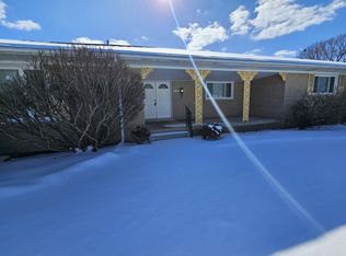 17193 Goldwin Dr, Southfield, MI 48075