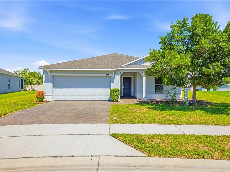 446 Hamlet Loop — Photo 1
