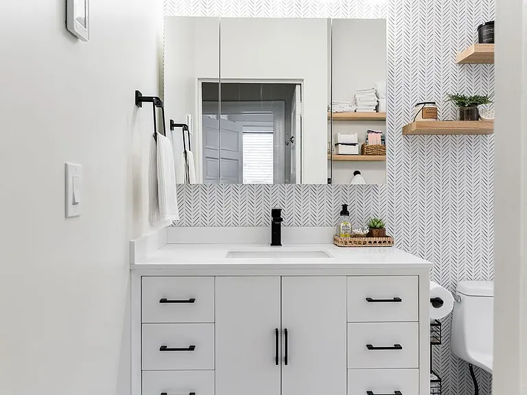 Upstairs bathroom