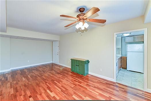 5th image of 1737 N Queens Ln APT 132