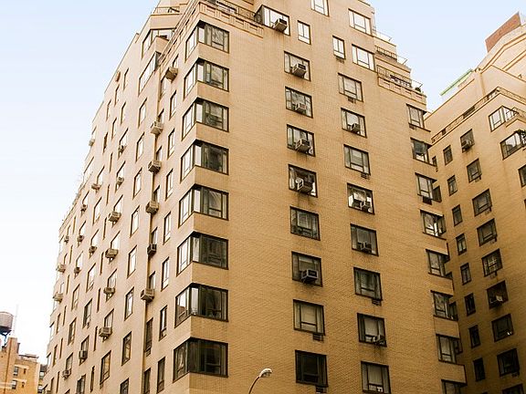 2nd image of 20 E 35th St APT 3L