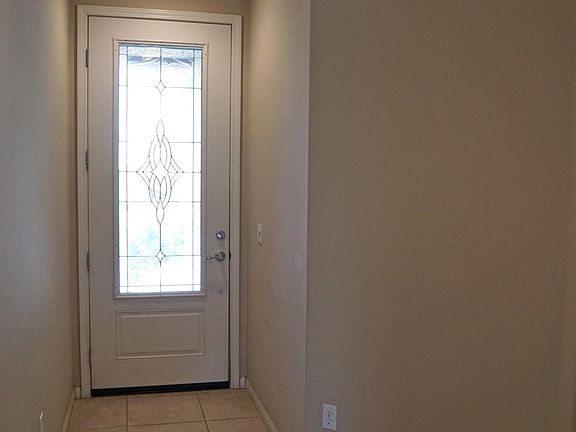 5th image of 81116 Avenida Vidrio