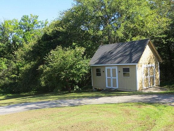 2nd image of 107 Willow Ct