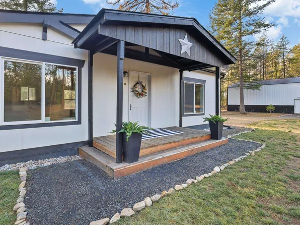 3833 Meadowlark Way, Loon Lake, WA 99148