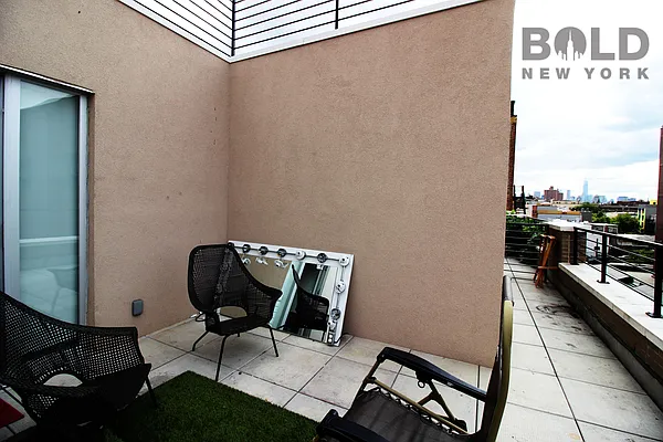 Rented by Bold New York | media 45