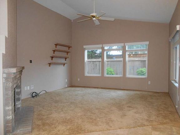 3rd image of 4700 Seville Ln SE