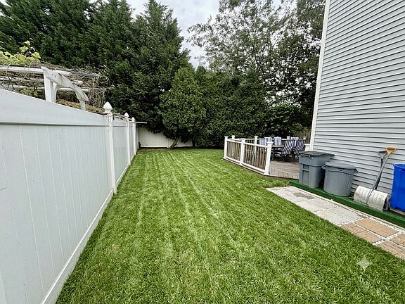 5th image of 2091 Red Lion Rd #A
