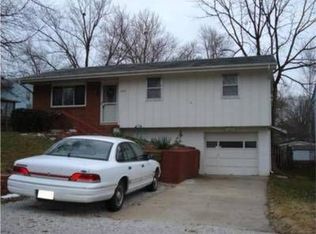 2315 NE 44th Ter, Kansas City, MO 64116
