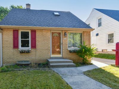 2140 South 98th STREET, West Allis, WI, 53227