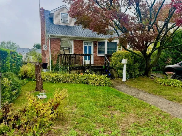 2341 Devon Street, East Meadow, NY 11554