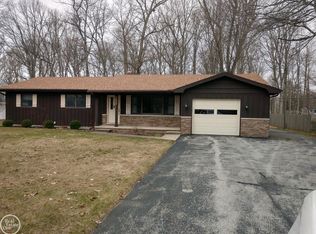 3639 Teeple Ave, Fort Gratiot, MI 48059