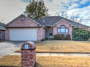 229 W Charleston St S, Broken Arrow, OK 74011