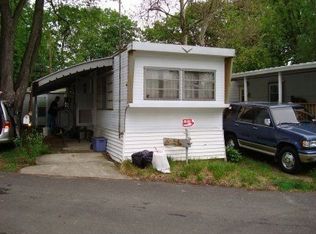 7 Aspen Ave, Bay Shore, NY 11706
