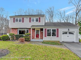 14 Willow Grove Way, Manalapan, NJ 07726