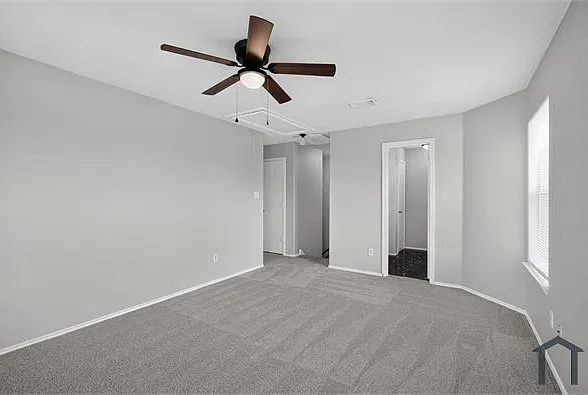 7718 American Holly Ct — Photo 28