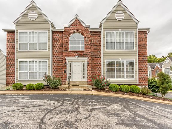 2nd image of 1344 Highland Oaks Dr Unit B