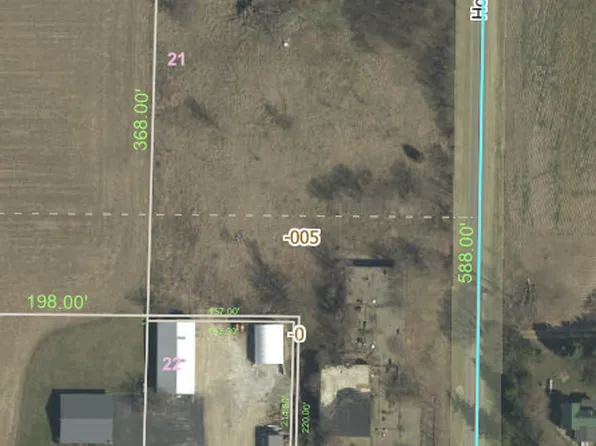 21041 Hoover Rd, Sterling, IL 61081