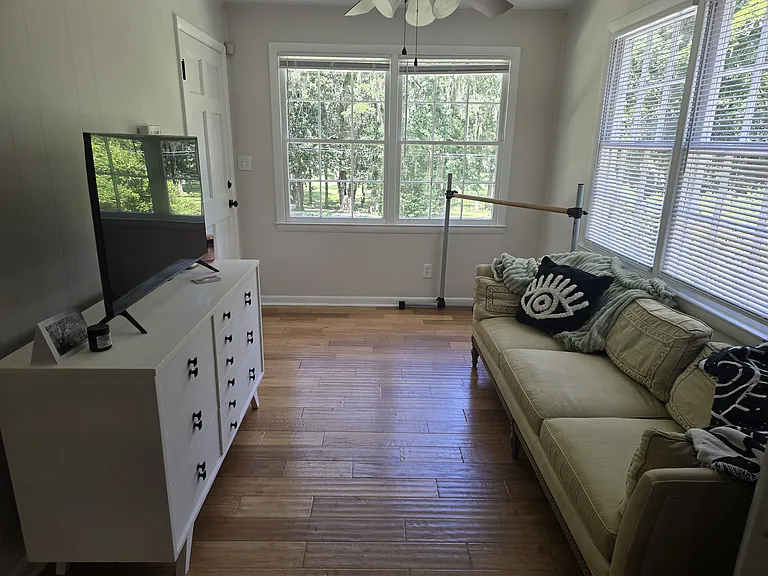1117 Myers Park Dr #1 — Photo 5