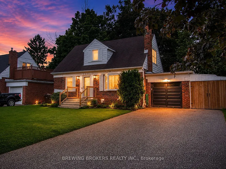 1536 Applewood Rd