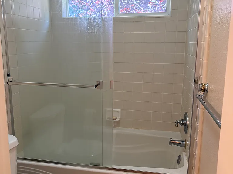 1550 Freeman Way — Photo 12