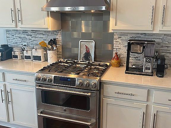 3rd image of 96 James Moore Cir