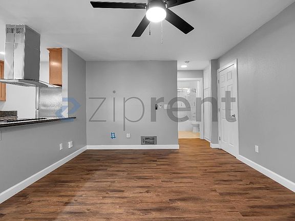 5th image of 9586 Carroll Canyon Rd APT 161