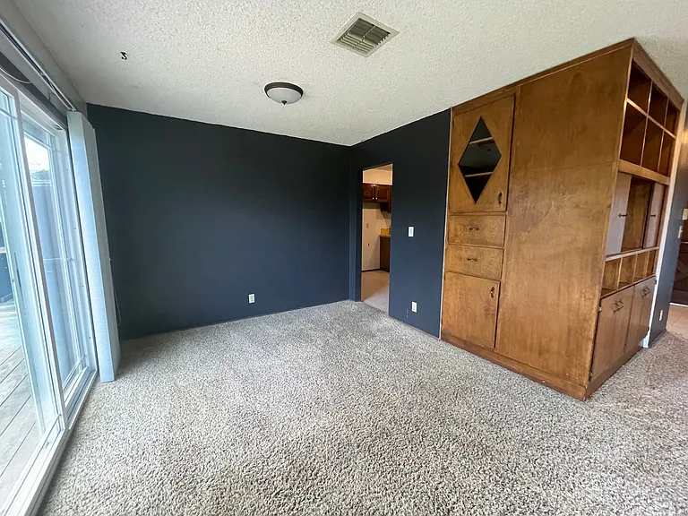 3020 W Shasta Ave — Photo 7